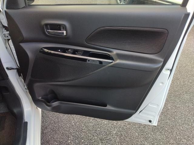 デイズルークス ハイウェイスター X Vセレクション アラウンドビュモニター サーキュレーターファン ロールシェイド 衝突軽減ブレーキ 両側PWスライドドア メーカー純正ナビ地デジ DVD再生 Bluetoothオーディオ CD録音 定期点検記録簿 禁煙(23枚目)