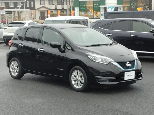 ノート e-パワー X アダプティブクルーズ クリソナ レーンキープ エマジェンシーブレーキ アイドリングストップ 衝突安全ボディ 運転席助手席エアバック 横滑防止装置 ETC車載器 オートハイビーム AUTOエアコン 禁煙(8枚目)