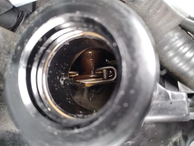 ノート e-パワー X アダプティブクルーズ クリソナ レーンキープ エマジェンシーブレーキ アイドリングストップ 衝突安全ボディ 運転席助手席エアバック 横滑防止装置 ETC車載器 オートハイビーム AUTOエアコン 禁煙(16枚目)