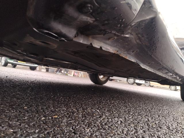 ノート e-パワー X アダプティブクルーズ クリソナ レーンキープ エマジェンシーブレーキ アイドリングストップ 衝突安全ボディ 運転席助手席エアバック 横滑防止装置 ETC車載器 オートハイビーム AUTOエアコン 禁煙(21枚目)