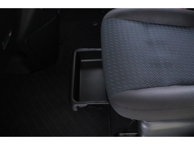 ルーミー カスタムG アイドリング 両側電動SD LEDヘット バックビューモニター 衝突回避ブレーキ 地デジ スマートキー メモリナビ クルーズコントロール 点検記録簿 DVD ETC ドライブレコーダー 1オーナー(30枚目)