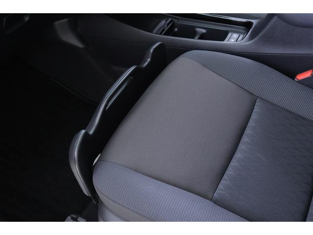 アクア Ｇ　ＶＳＣ　衝突軽減ブレーキ　メモリナビ　バックモニター　ＬＥＤ　クルーズコントロール　スマートキー　ＥＴＣ車載器　ＡＣ１００Ｖ　ドライブレコーダー　ナビ　パワーウィンドウ　イモビライザー　オートエアコン（33枚目）