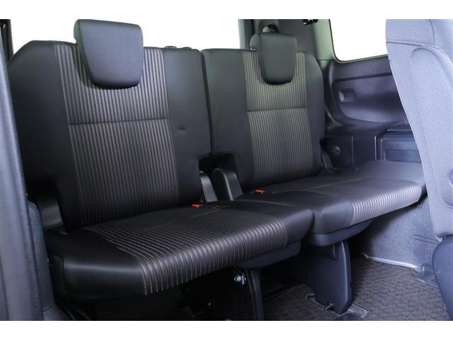 ヴォクシー ＺＳ　煌　１オーナー　セキュリティー　点検記録簿　スマートキー＆プッシュスタート　Ｗエアコン　ＬＥＤヘッド　４ＷＤ車　横滑り防止　バックモニター　オートエアコン　ナビＴＶ　アイドリングストップ　ＤＶＤ再生（17枚目）