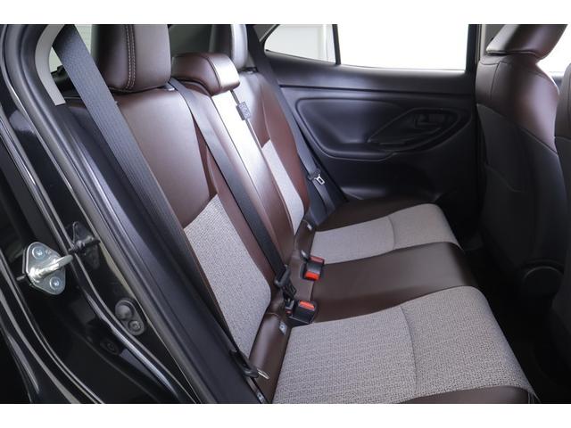 ヤリスクロス ハイブリッドZ クルーズC 横滑防止装置 リアカメラ LEDライト メモリーナビゲーション 点検記録簿 盗難防止装置 電動シート ドライブレコーダー AW キーレス スマートキー ABS ナビ 4WD ETC(16枚目)