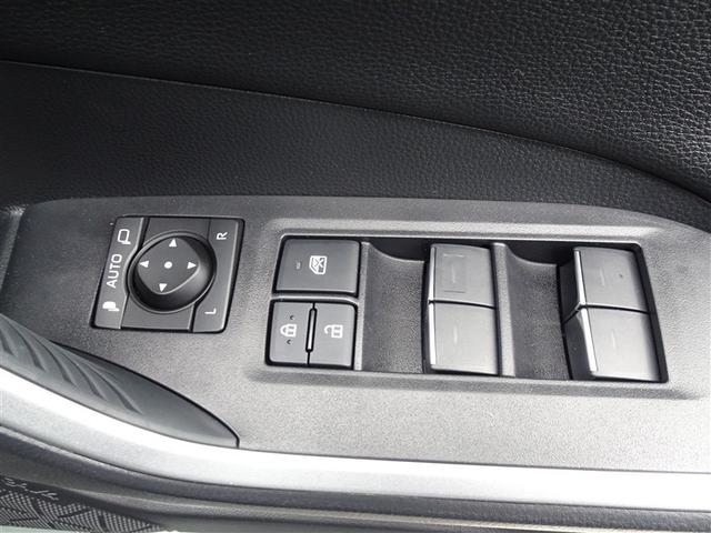 RAV4 ハイブリッドアドベンチャー LEDヘッドライト エアバッグ ABS 衝突軽減システム クルーズコントロール アルミホイール 横滑り防止 記録簿 ワンオ-ナ- キーレス 盗難防止装置 ミュージックプレイヤー接続可 メモリーナビ(29枚目)