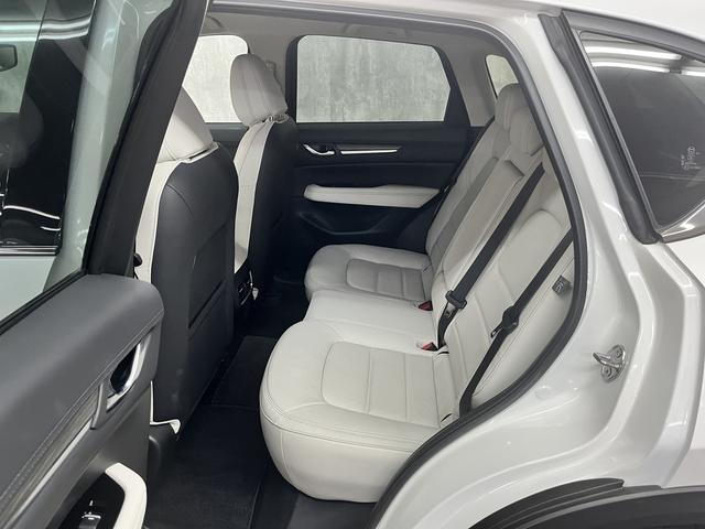 ＣＸ－５ ＸＤ　Ｌパッケージ　純正マツダコネクトナビ　フルセグＴＶ　ＥＴＣ　バンズフリーパワーリアゲート　全方位ビューモニター　マツダレーダークルーズコントロール　ヘッドアップディスプレイ　ブラインドスポットモニター（13枚目）