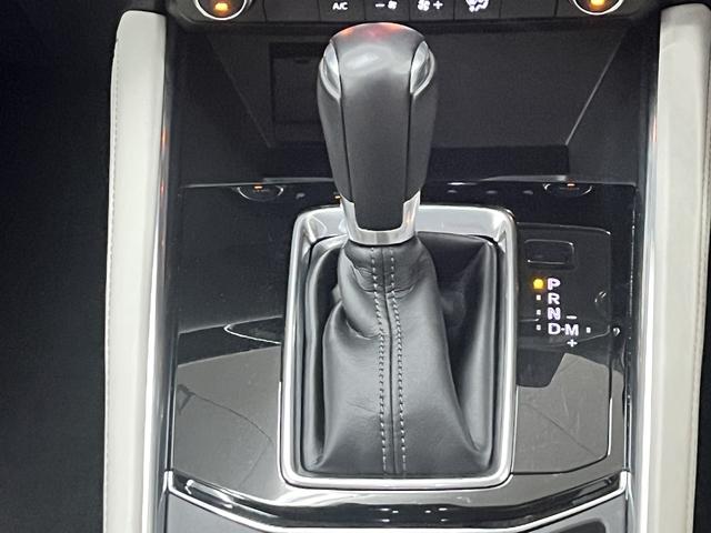 ＣＸ－５ ＸＤ　Ｌパッケージ　純正マツダコネクトナビ　フルセグＴＶ　ＥＴＣ　バンズフリーパワーリアゲート　全方位ビューモニター　マツダレーダークルーズコントロール　ヘッドアップディスプレイ　ブラインドスポットモニター（16枚目）