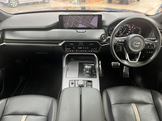 ＣＸ－６０ ＸＤ　エクスクルーシブモード　純正マツダコネクトナビ　フルセグＴＶ　ＥＴＣ　全方位ビューモニター　ハンズフリーパワーリアゲート　前後席シートヒーター　ステアリングヒーター　ブラインドスポットモニター　パノラマサンルーフ（3枚目）