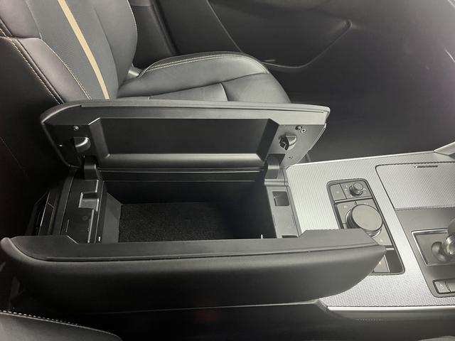 ＣＸ－６０ ＸＤ　エクスクルーシブモード　純正マツダコネクトナビ　フルセグＴＶ　ＥＴＣ　全方位ビューモニター　ハンズフリーパワーリアゲート　前後席シートヒーター　ステアリングヒーター　ブラインドスポットモニター　パノラマサンルーフ（37枚目）