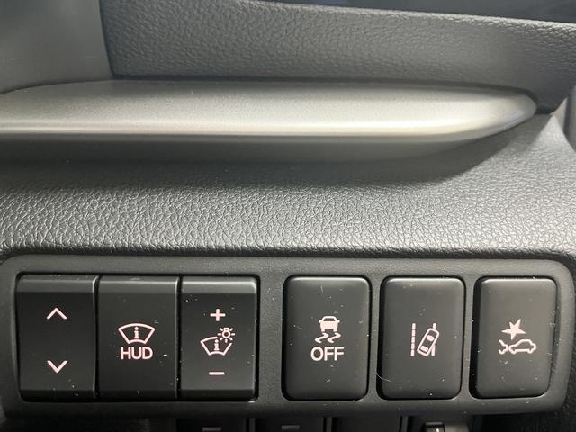 エクリプスクロスＰＨＥＶ Ｇ　純正メモリーナビ　フルセグＴＶ　バックモニター　ＥＴＣ　ハーフレザーシート　ステアリングヒーター　シートヒーター　ＨＵＤ　ＡＳＣ　ＬＤＷ　ＬＥＤヘッドライトクルーズコントロール　オートリトラミラー（12枚目）