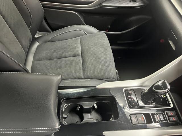 エクリプスクロスＰＨＥＶ Ｇ　純正メモリーナビ　フルセグＴＶ　バックモニター　ＥＴＣ　ハーフレザーシート　ステアリングヒーター　シートヒーター　ＨＵＤ　ＡＳＣ　ＬＤＷ　ＬＥＤヘッドライトクルーズコントロール　オートリトラミラー（16枚目）