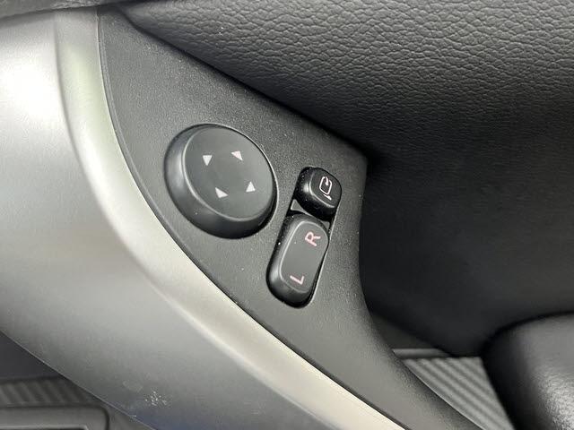 エクリプスクロスＰＨＥＶ Ｇ　純正メモリーナビ　フルセグＴＶ　バックモニター　ＥＴＣ　ハーフレザーシート　ステアリングヒーター　シートヒーター　ＨＵＤ　ＡＳＣ　ＬＤＷ　ＬＥＤヘッドライトクルーズコントロール　オートリトラミラー（23枚目）