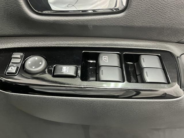 デリカミニ G プレミアム リミテッドエディション 純正ディスプレイオーディオ アラウンドビューモニター FCM 両側ハンズフリーオートスライドドア クルーズコントロール マイパイロット ステアリングヒーター ダウンヒルアシスト シートヒーター ESC(22枚目)