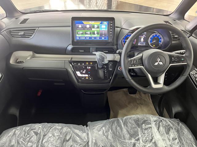 デリカミニ G プレミアム リミテッドエディション 純正ディスプレイオーディオ アラウンドビューモニター 両側ハンズフリーオートスライドドア FCM マイパイロット クルーズコントロール ステアリングヒーター シートヒーター LEDヘッドライト ESC(3枚目)