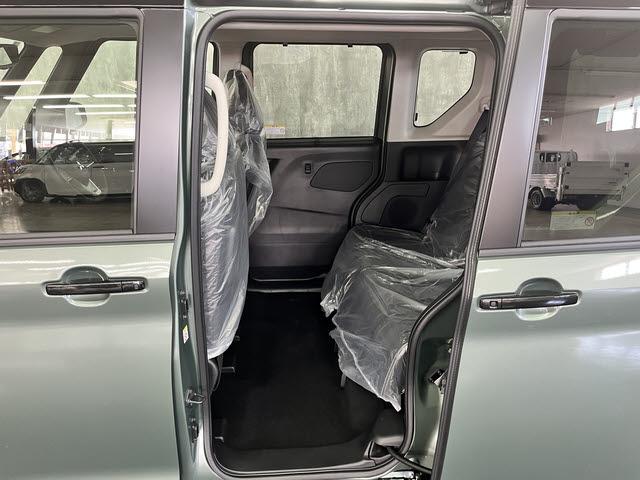 デリカミニ G プレミアム リミテッドエディション 純正ディスプレイオーディオ アラウンドビューモニター 両側ハンズフリーオートスライドドア FCM マイパイロット クルーズコントロール ステアリングヒーター シートヒーター LEDヘッドライト ESC(13枚目)