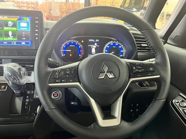 デリカミニ G プレミアム リミテッドエディション 純正ディスプレイオーディオ アラウンドビューモニター 両側ハンズフリーオートスライドドア FCM マイパイロット クルーズコントロール ステアリングヒーター シートヒーター LEDヘッドライト ESC(15枚目)