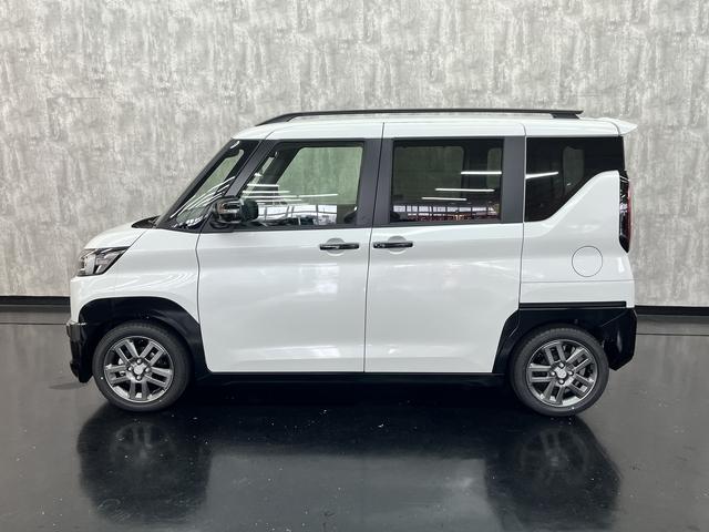 デリカミニ Ｔ　プレミアム　両側ハンズフリーオートスライドドア　ＦＣＭ　アラウンドビューモニター　クルーズコントロール　ステアリングヒーター　ＬＥＤヘッドライト　シートヒーター　ＥＳＣ　アイドリングストップ　クリアランスソナー（34枚目）