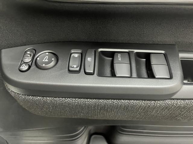 Ｎ－ＢＯＸカスタム ベースグレード　ホンダセンシング　ＣＭＢＳ　両側パワースライドドア　マルチビューカメラシステム　クルーズコントロール　ＬＥＤヘッドライト　前席シートヒーター　アイドリングストップ　オートリトラミラー（22枚目）