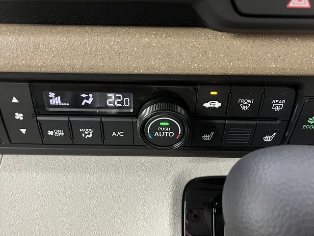 N-BOX ベースグレード ホンダセンシング CMBS 両側パワースライドドア クルーズコントロール 前席シートヒーター アイドリングストップ オートリトラミラー パーキングセンサー オートハイビーム レーンキープアシスト(17枚目)