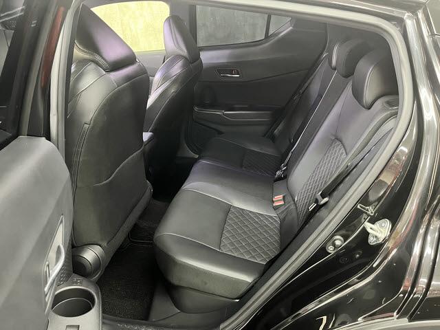 Ｃ－ＨＲ Ｇ　モード　ネロ　セーフティプラス　純正メモリーナビ　フルセグＴＶ　ビルドインＥＴＣ２．０　アラウンドビューモニター　プリクラッシュブレーキ　クルーズコントロール　シートヒーター　ブラインドスポットモニター　ＬＥＤヘッドライト（13枚目）