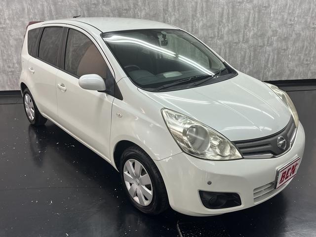 ノート １５Ｇ　社外ナビ　ワンセグＴＶ　ＥＴＣ　バックカメラ　ドライブレコーダー　オートライト　フォグランプ　コーナーセンサー　シートバックテーブル　シートリフター　Ｂｌｕｅｔｏｏｔｈ　前席アームレスト（30枚目）