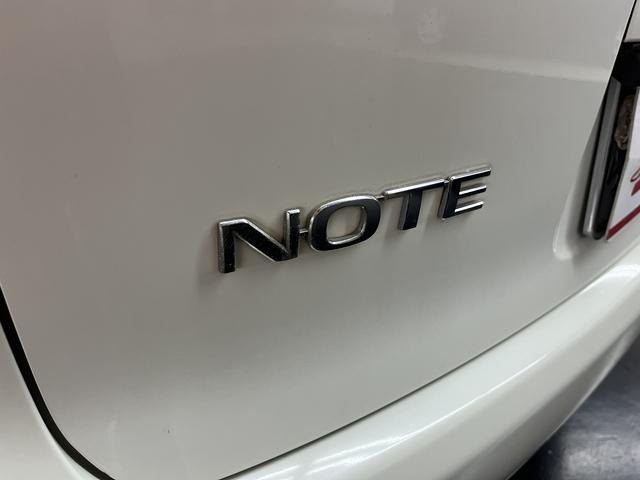 ノート １５Ｇ　社外ナビ　ワンセグＴＶ　ＥＴＣ　バックカメラ　ドライブレコーダー　オートライト　フォグランプ　コーナーセンサー　シートバックテーブル　シートリフター　Ｂｌｕｅｔｏｏｔｈ　前席アームレスト（40枚目）