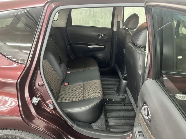 ノート メダリスト　純正ナビフルセグＴＶ　ＥＴＣ　アラウンドビューモニター　エマージェンシーブレーキ　アイドリングストップ　ＬＥＤヘッドライト　ドライブレコーダー　レーンアシスト　フォグランプ　ＥＳＣ　オートライト（8枚目）