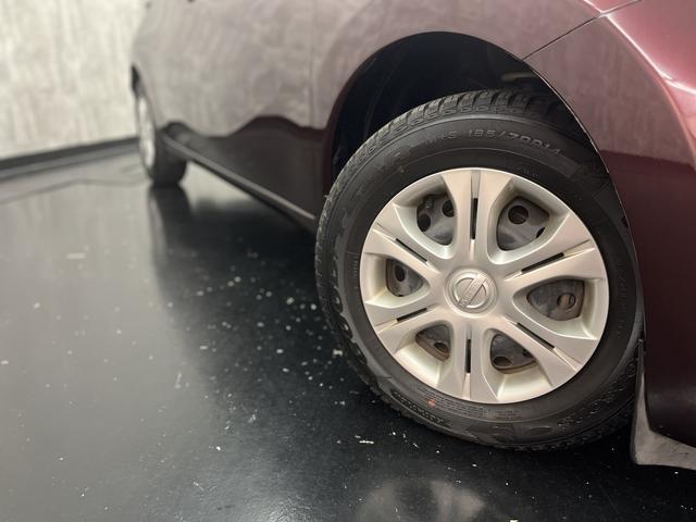 ノート メダリスト　純正ナビフルセグＴＶ　ＥＴＣ　アラウンドビューモニター　エマージェンシーブレーキ　アイドリングストップ　ＬＥＤヘッドライト　ドライブレコーダー　レーンアシスト　フォグランプ　ＥＳＣ　オートライト（27枚目）