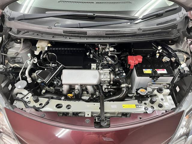 ノート メダリスト　純正ナビフルセグＴＶ　ＥＴＣ　アラウンドビューモニター　エマージェンシーブレーキ　アイドリングストップ　ＬＥＤヘッドライト　ドライブレコーダー　レーンアシスト　フォグランプ　ＥＳＣ　オートライト（28枚目）