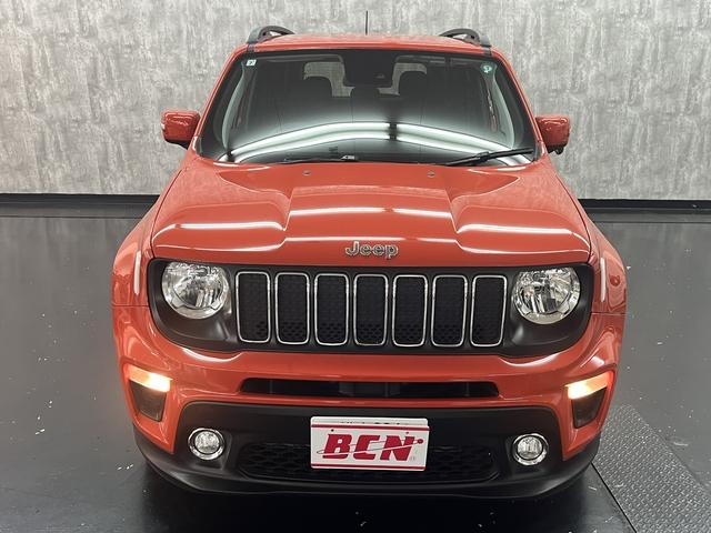 ジープ・レネゲード ロンジチュード　ディスプレイオーディオ　ＥＴＣ　バックカメラ　クルーズコントロール　衝突被害軽減ブレーキ　アイドリングストップ　ドライブレコーダー　ＥＳＣ　フォグランプ　バックフォグランプ　パーキングセンサー（29枚目）