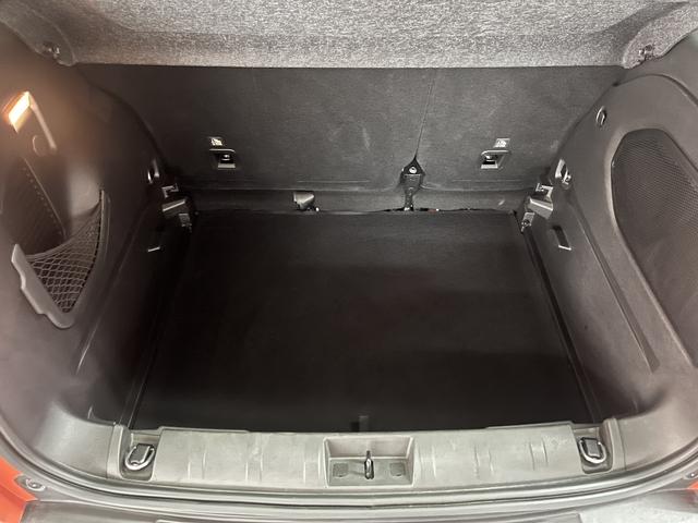 ジープ・レネゲード ロンジチュード　ディスプレイオーディオ　ＥＴＣ　バックカメラ　クルーズコントロール　衝突被害軽減ブレーキ　アイドリングストップ　ドライブレコーダー　ＥＳＣ　フォグランプ　バックフォグランプ　パーキングセンサー（38枚目）