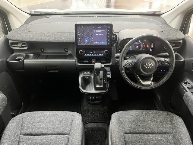 シエンタ Ｚ　ディスプレイオーディオプラス　フルセグＴＶ　ビルドインＥＴＣ２．０　パノラミックビューモニター　両側ハンズフリーオートスライドドア　プリクラッシュセーフティ　前方後方ドライブレコーダー　シートヒーター（3枚目）