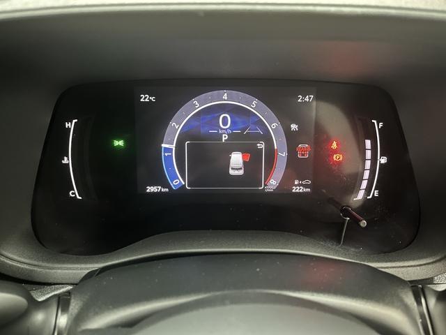 シエンタ Ｚ　ディスプレイオーディオプラス　フルセグＴＶ　ビルドインＥＴＣ２．０　パノラミックビューモニター　両側ハンズフリーオートスライドドア　プリクラッシュセーフティ　前方後方ドライブレコーダー　シートヒーター（4枚目）