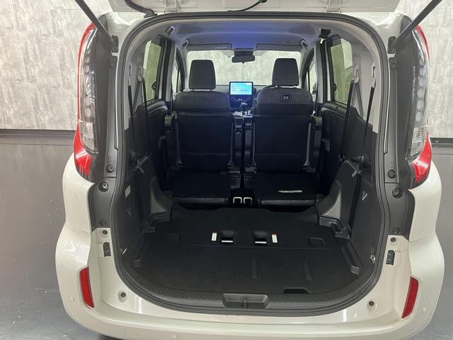 シエンタ Ｚ　ディスプレイオーディオプラス　フルセグＴＶ　ビルドインＥＴＣ２．０　パノラミックビューモニター　両側ハンズフリーオートスライドドア　プリクラッシュセーフティ　前方後方ドライブレコーダー　シートヒーター（18枚目）