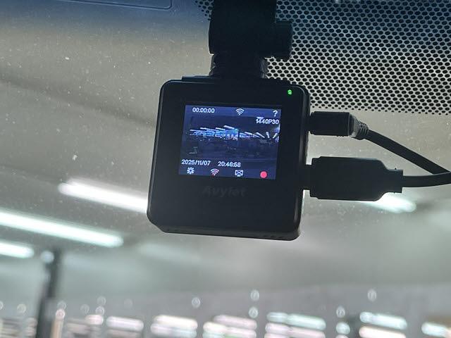 エスティマ アエラス　プレミアムエディション　純正ナビ　フルセグＴＶ　ＥＴＣ　バックカメラ　両側パワースライドドア　クルーズコントロール　ＨＩＤヘッドライト　ドライブレコーダー　ハーフレザーシート　ＥＳＣ　Ｂｌｕｅｔｏｏｔｈ　スマートキー（12枚目）