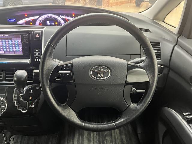 エスティマ アエラス　プレミアムエディション　純正ナビ　フルセグＴＶ　ＥＴＣ　バックカメラ　両側パワースライドドア　クルーズコントロール　ＨＩＤヘッドライト　ドライブレコーダー　ハーフレザーシート　ＥＳＣ　Ｂｌｕｅｔｏｏｔｈ　スマートキー（15枚目）