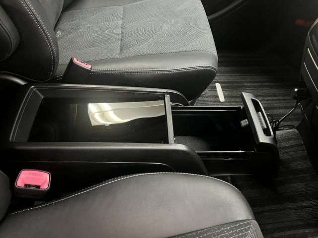 エスティマ アエラス　プレミアムエディション　純正ナビ　フルセグＴＶ　ＥＴＣ　バックカメラ　両側パワースライドドア　クルーズコントロール　ＨＩＤヘッドライト　ドライブレコーダー　ハーフレザーシート　ＥＳＣ　Ｂｌｕｅｔｏｏｔｈ　スマートキー（22枚目）