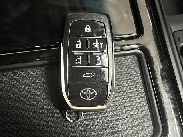 アルファード ２．５Ｓ　Ｃパッケージ　ディスプレイオーディオ　フルセグＴＶ　ＥＴＣ２．０　バックカメラ　両側パワースライドドア　プリクラッシュセーフティ　ドライブレコーダー　ＬＥＤヘッドライト　シートヒーター　パワーリアゲート（26枚目）