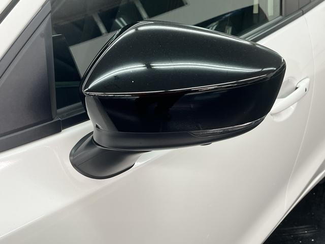 ＭＡＺＤＡ２ １５スポルト　純正マツダコネクトナビ　フルセグＴＶ　ＥＴＣ　純正ブラックルーフラッピング　アラウンドビューモニター　ＳＣＢＳ　クルーズコントロール　ＬＥＤヘッドライト　ＨＵＤ　ブラインドスポットモニター　ＥＳＣ（25枚目）