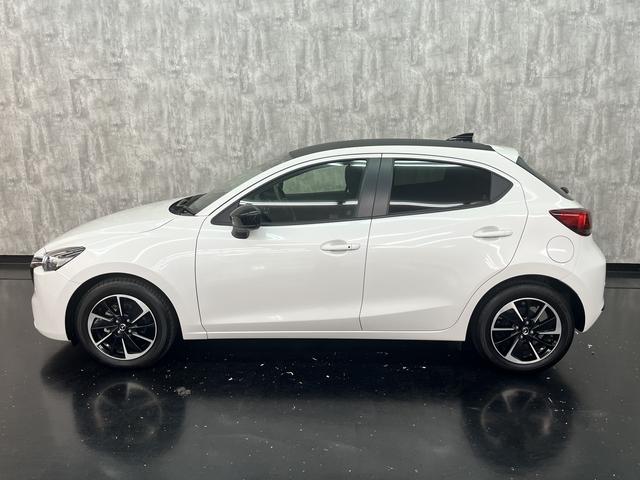 ＭＡＺＤＡ２ １５スポルト　純正マツダコネクトナビ　フルセグＴＶ　ＥＴＣ　純正ブラックルーフラッピング　アラウンドビューモニター　ＳＣＢＳ　クルーズコントロール　ＬＥＤヘッドライト　ＨＵＤ　ブラインドスポットモニター　ＥＳＣ（35枚目）