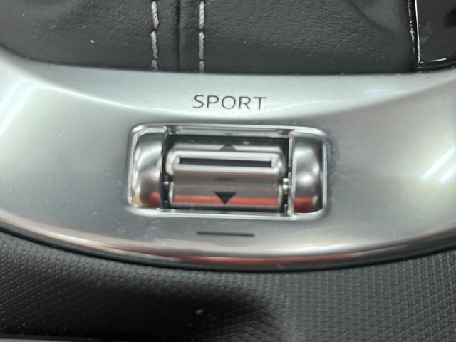 ロードスター Ｓレザーパッケージ　Ｖセレクション　純正マツダコネクトナビ　フルセグＴＶ　ＥＴＣ　バックカメラ　スマートブレーキサポート　ウィンドディフレクター　ＢＯＳＥサウンドシステム　本革シート　シートヒーター　ＥＳＣ　クリアランスソナー（13枚目）