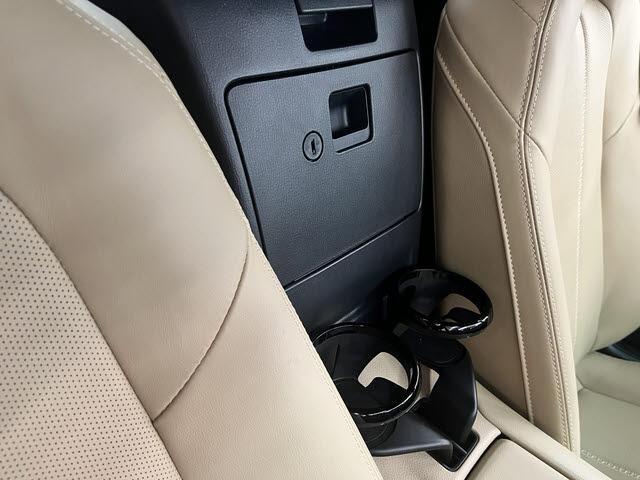 ロードスター Ｓレザーパッケージ　Ｖセレクション　純正マツダコネクトナビ　フルセグＴＶ　ＥＴＣ　バックカメラ　スマートブレーキサポート　ウィンドディフレクター　ＢＯＳＥサウンドシステム　本革シート　シートヒーター　ＥＳＣ　クリアランスソナー（20枚目）