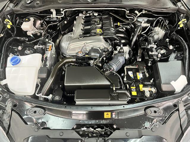 ロードスター Ｓレザーパッケージ　Ｖセレクション　純正マツダコネクトナビ　フルセグＴＶ　ＥＴＣ　バックカメラ　スマートブレーキサポート　ウィンドディフレクター　ＢＯＳＥサウンドシステム　本革シート　シートヒーター　ＥＳＣ　クリアランスソナー（28枚目）