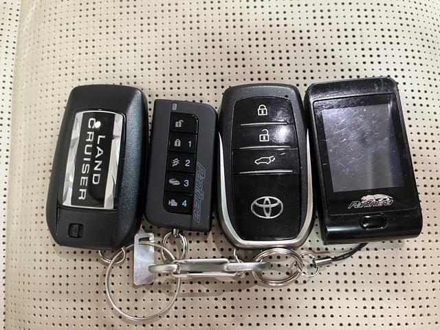 ランドクルーザー ＺＸ　トヨタセーフティセンス　パワーバックドア　１２．３インチ純正ナビ　フルセグＴＶ　Ｂｌｕｅｔｏｏｔｈ　パノラミックビューモニター　ステアリングリモコン　ＪＢＬサウンドシステム（41枚目）