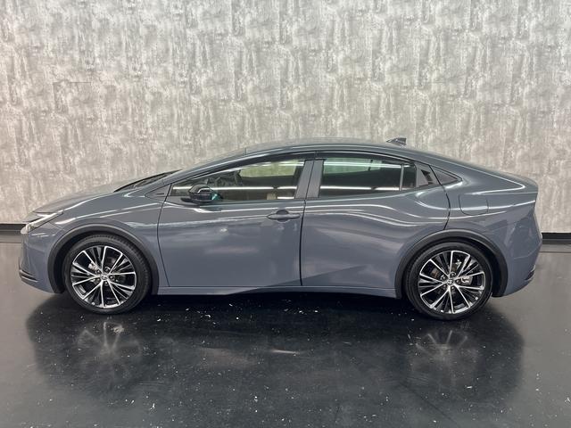 プリウス Ｇ　純正コネクティッドナビ　フルセグＴＶ　ＥＴＣ２．０　パノラミックビューモニター　プリクラッシュセーフティ　レーダークルーズコントロール　社外ドライブレコーダー　前席シートヒーター　クリアランスソナー（35枚目）