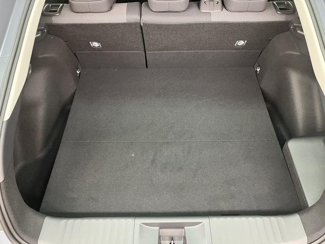 プリウス Ｇ　純正コネクティッドナビ　フルセグＴＶ　ＥＴＣ２．０　パノラミックビューモニター　プリクラッシュセーフティ　レーダークルーズコントロール　社外ドライブレコーダー　前席シートヒーター　クリアランスソナー（37枚目）