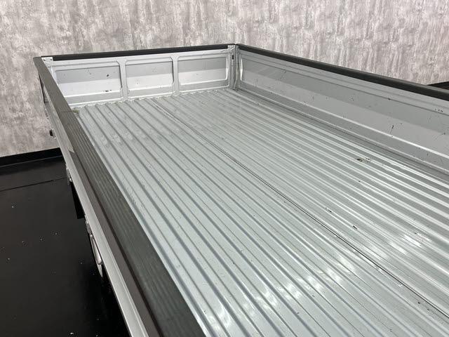 ダイナトラック キャブオーバー＿１．２５ｔ　社外ナビ　フルセグＴＶ　ＥＴＣ２．０　ヒーテッドドアミラー　キーレスエントリー　電動格納ドアミラー　三方開　フォグランプ　Ｂｌｕｅｔｏｏｔｈ　集中ドアロック　ＬＥＤルームライト　ライトレベライザー（8枚目）