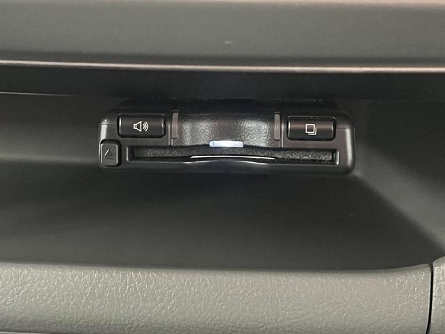 ダイナトラック キャブオーバー＿１．２５ｔ　社外ナビ　フルセグＴＶ　ＥＴＣ２．０　ヒーテッドドアミラー　キーレスエントリー　電動格納ドアミラー　三方開　フォグランプ　Ｂｌｕｅｔｏｏｔｈ　集中ドアロック　ＬＥＤルームライト　ライトレベライザー（19枚目）