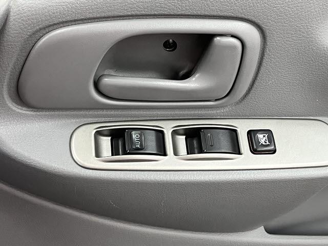 ダイナトラック キャブオーバー＿１．２５ｔ　社外ナビ　フルセグＴＶ　ＥＴＣ２．０　ヒーテッドドアミラー　キーレスエントリー　電動格納ドアミラー　三方開　フォグランプ　Ｂｌｕｅｔｏｏｔｈ　集中ドアロック　ＬＥＤルームライト　ライトレベライザー（23枚目）