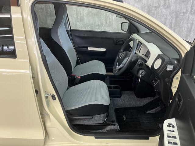 キャロル ＧＳ　レーダーブレーキサポート　社外メモリーナビ　ワンセグＴＶ　ＥＴＣ　アイドリングストップ　キーレスエントリー　前席シートヒーター　ＥＳＣ　Ｂｌｕｅｔｏｏｔｈ　ライトレベライザー　シートリフター（7枚目）